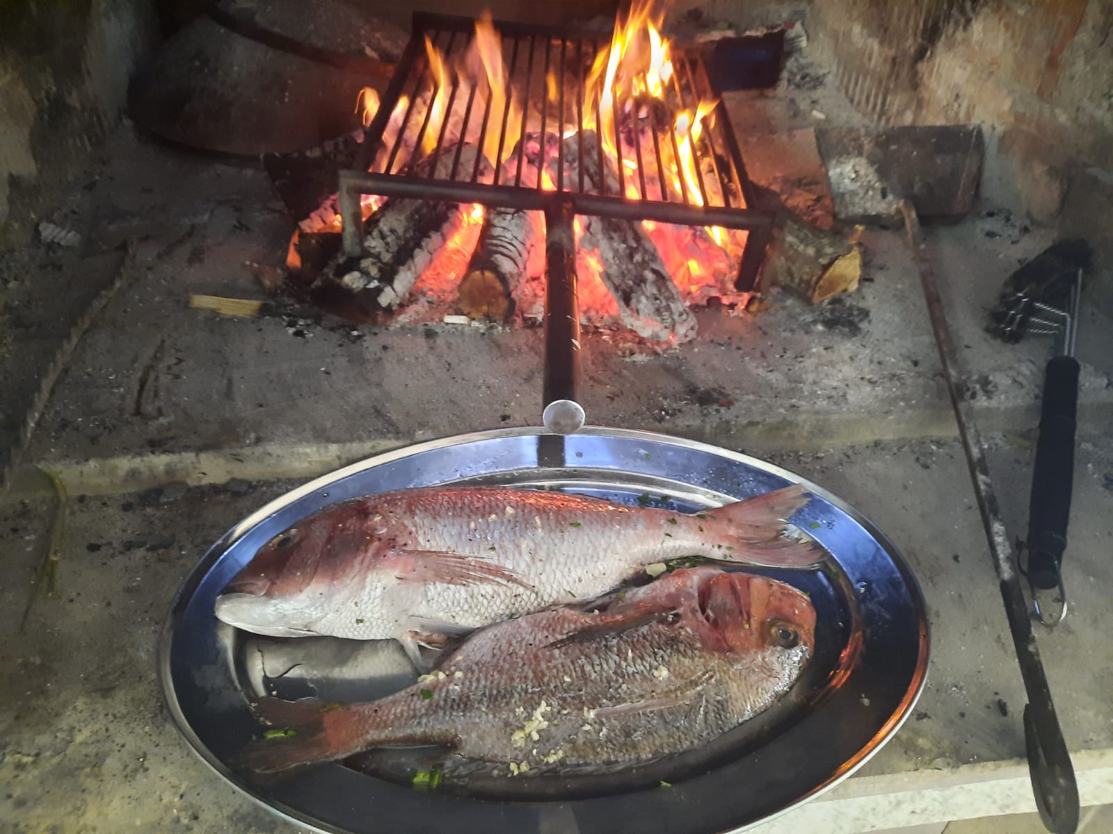 Wireless Bluetooth HeadphoneBlack