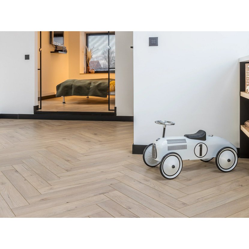 Flexile Herringbone Forest