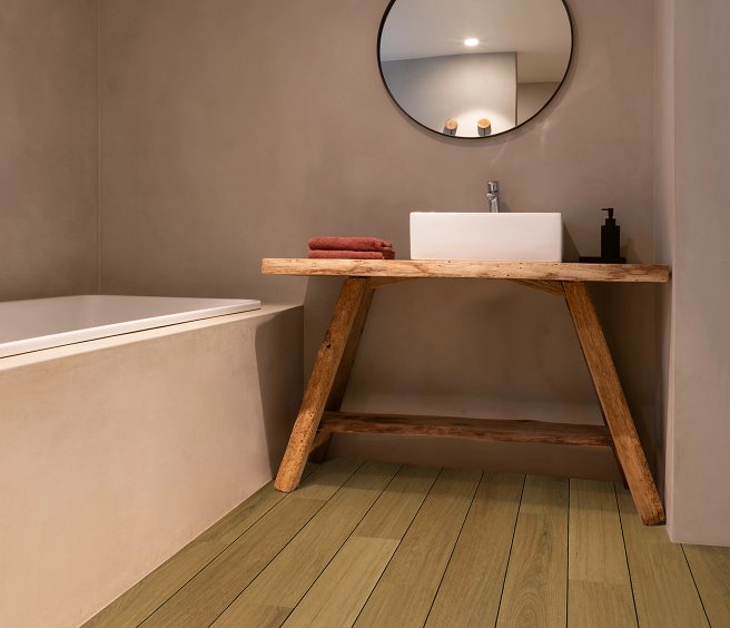 COREtec SurPlus Navytec 83